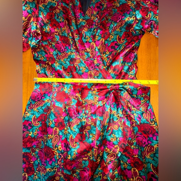 Vintage Nipon Boutique Silk Wrap-Style, Jewel-Tone Floral/Paisley Dress, size 6 - Picture 12 of 13